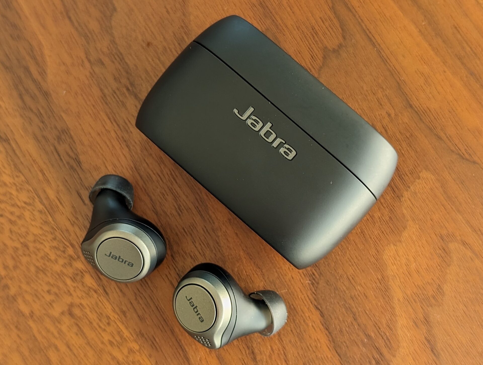 Jabra Elite 75t ワイヤレスイヤホン　ワイヤレス充電対応モデル